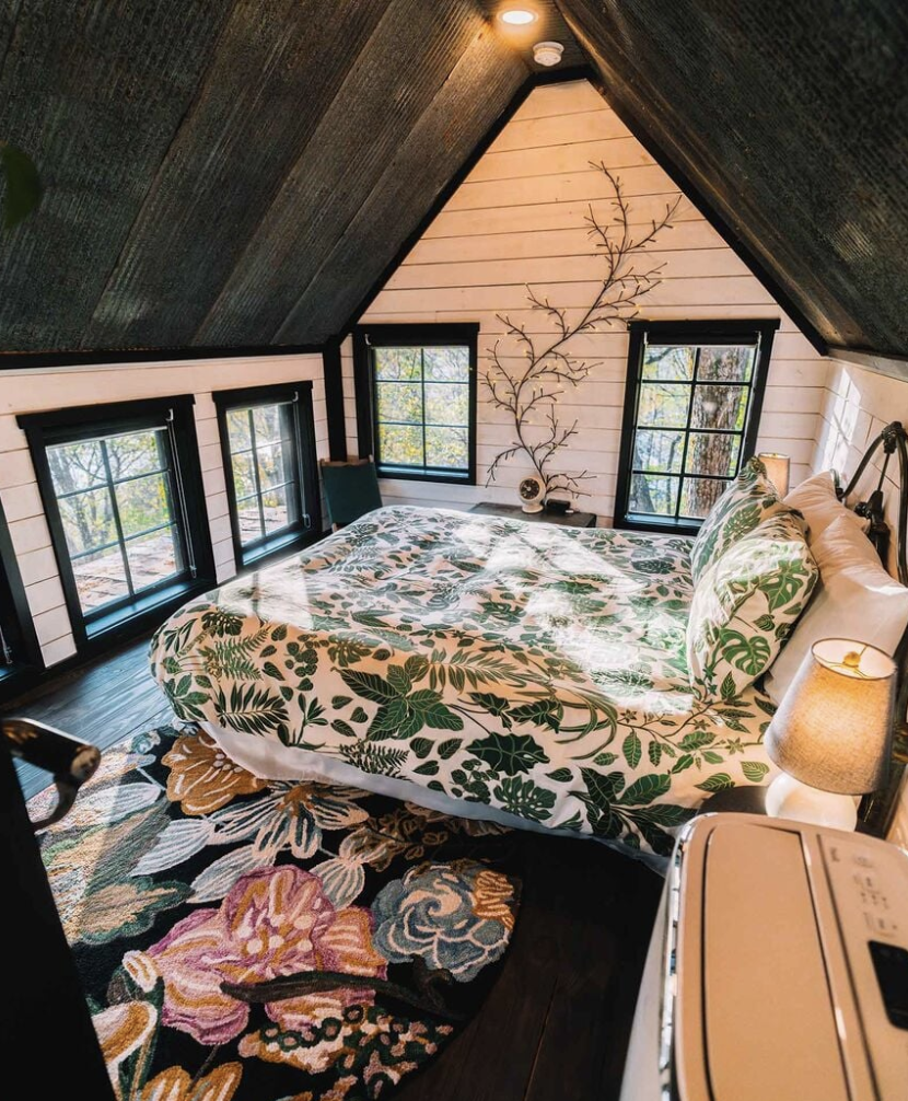 Interior photo of Treetop Hideaways Wood Lily Treehouse