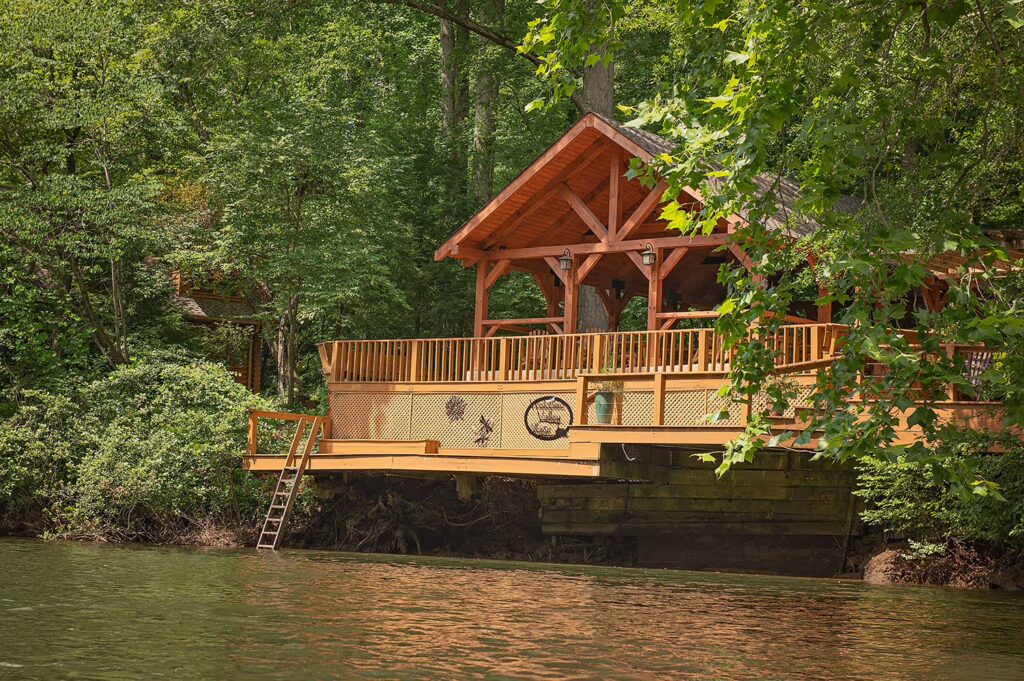 river side dock at Welcome Valley Village