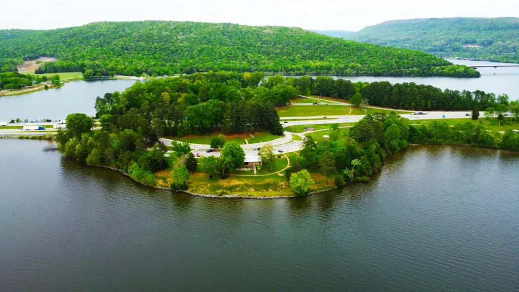 Nickajack Lake in Tennessee