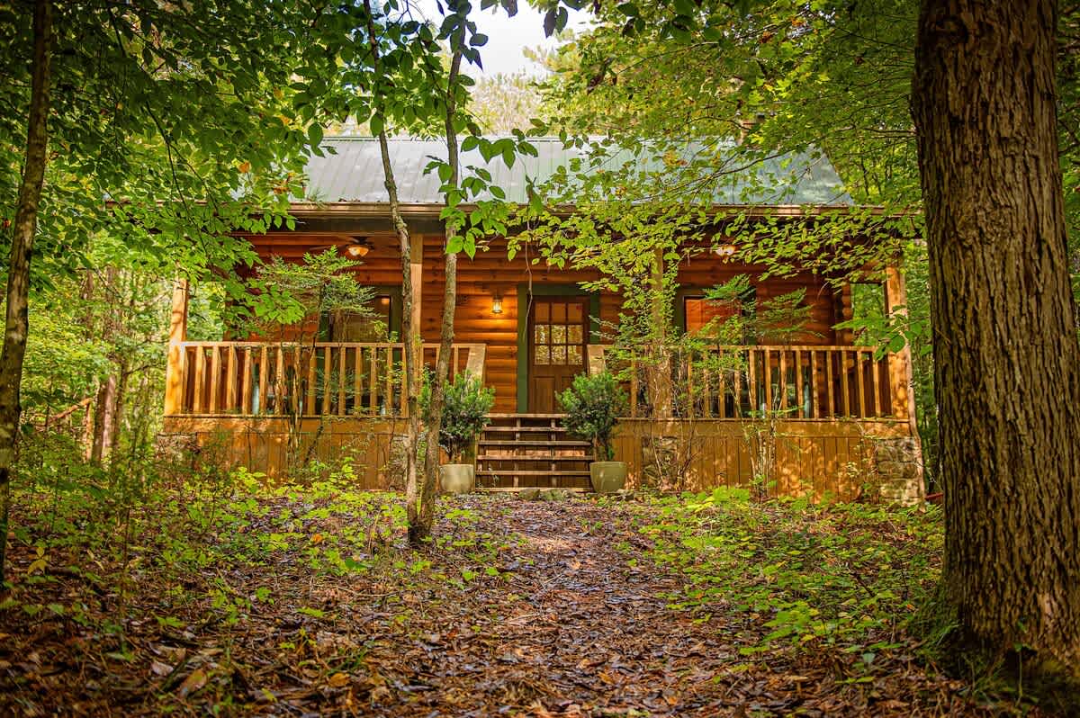 Cherokee Ridge Cabin at Welcome Valley Village
