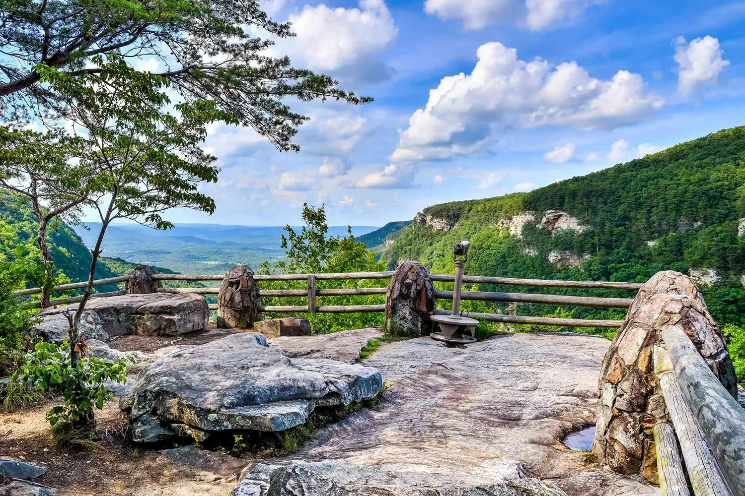 649da11764bac1069103b58c 649c9117f4d7738ba44fb3ce 640b878590971b53abed4440 cloudland canyon state park 1500x1000 1