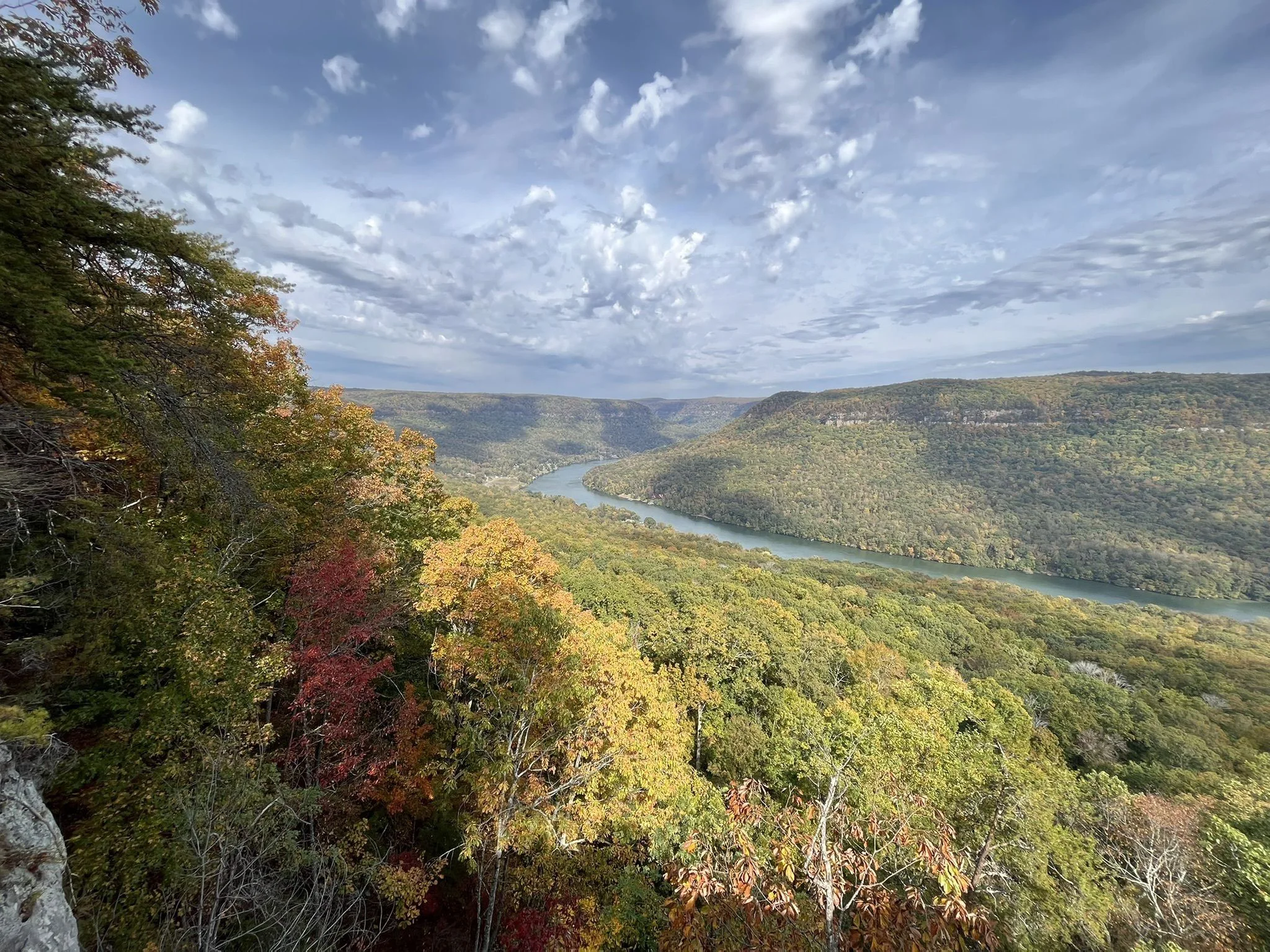 64cd60458a17fd7d828d6a58 snoopers rock hiking trail chattanooga