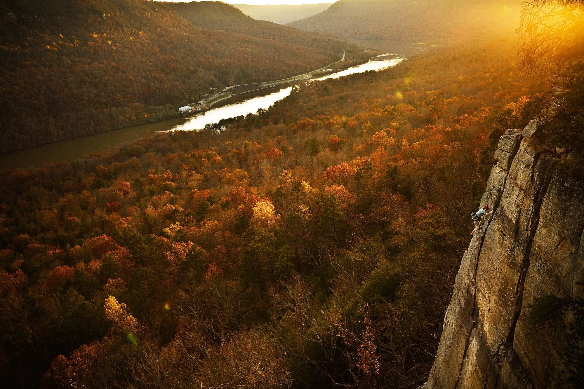 64d2961a09a362f85fc3823a climbing at tennessee wall chattanooga