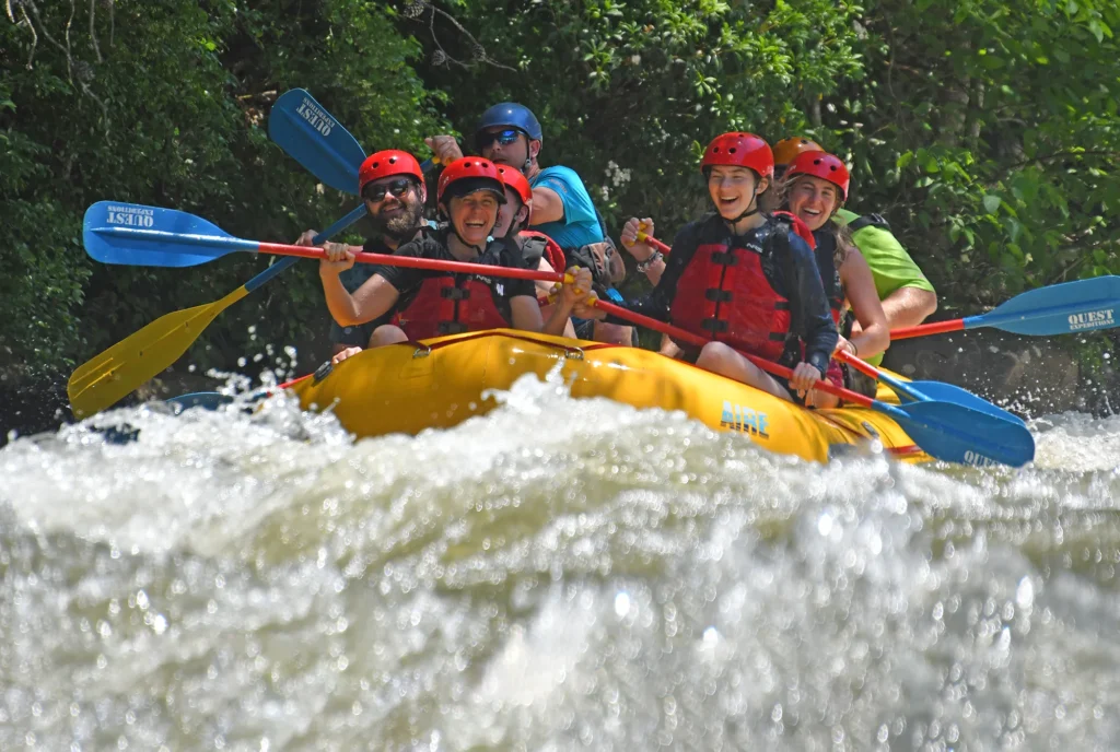 652eca7d7377531441fdf602 64cab440c08633e00e2d3118 ocoee white water rafting