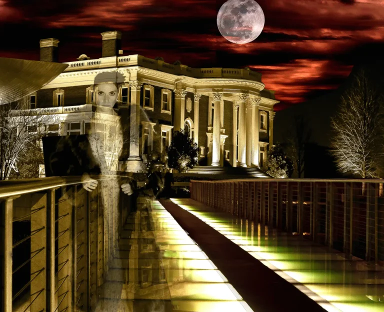 haunted history walking tour