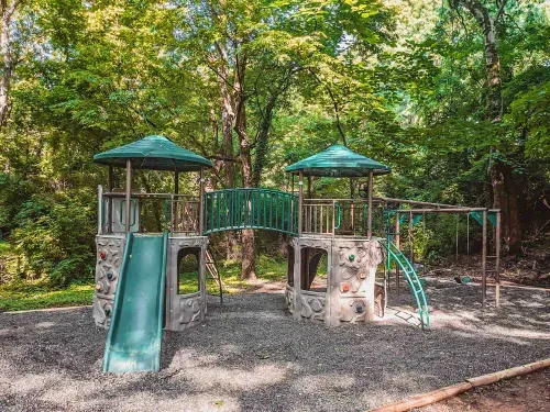 6539652c34202e6910df7527 timberroot rustic retreats property playground chattanooga tennessee p 500
